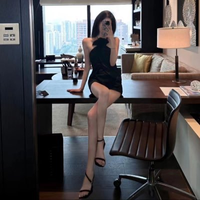 个人工作室 看重颜控的一定要来这里本人01年 年轻漂亮身材苗条体型好,经常运动健身加微ASH52077X 诚信经营你值得体验,#92平时会很忙少发推但一直在线 本人经常健身运动🏊,TG: https://t.co/gtseDgDEcC #抓龙筋 #前列腺按摩 #SPA #推油 #龙根强健#丝足。大号推@ASH52077