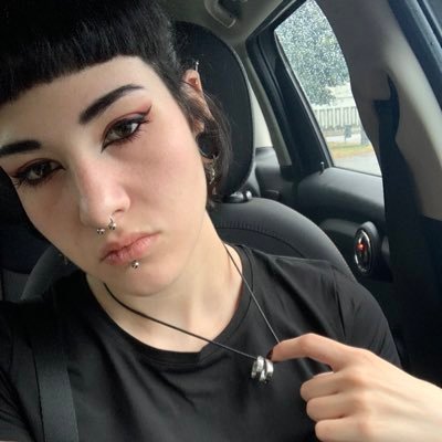 28, Italy, she/her, bi ~ INFP ~ We are the reckless, we are the wild youth. ~ jumping from one obsession to the next ~ 🔞sometimes NSFW