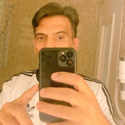 سر على الارض هونًا فقد عاشت هذه الأرض بدونك ملايين السنين و أغلب الظن أنها سوف تفعل ذلك مرّة أخرى