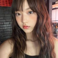 고미 (@ziiih_e) 's Twitter Profile