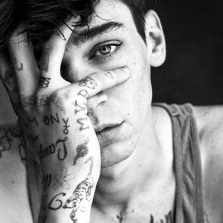 muterlbrahim's profile picture. أعطني الناي أغنى 🎻