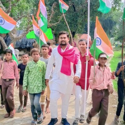 VishalB52852616's profile picture. प्रधान संघ प्रदेश संगठन मंत्री यूपी बहराइच