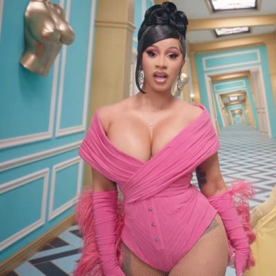 Fan Account | Not affiliated with @iamcardib  | Gain tweets every 1hr/Updates of my girl Cardi B 🔔 #bardigang | i will help YOU grow your audience to get $1M