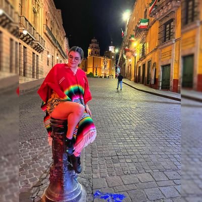 iAliciaDiur's profile picture. Super buena onda, doctora, divertida y lo mejor que puedes conocer en tu vida😎