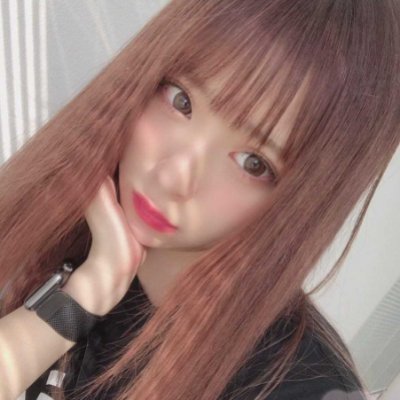 見られると興奮しちゃう♡
えっちな出会い希望です💖 
私のこと気になってくれたらDMください💌 フォローもお願いします💓