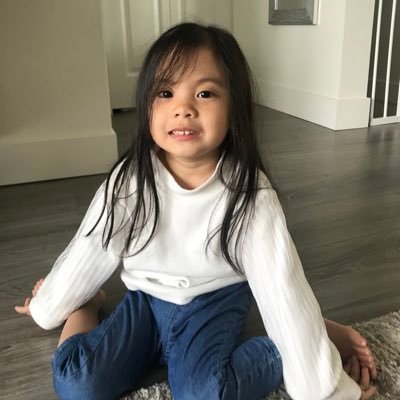 domsee15's profile picture. Only the strong survives