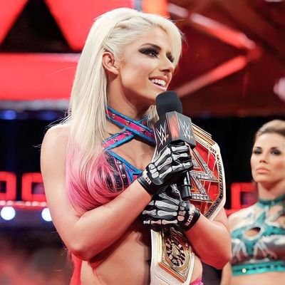 Alexa Bliss:
3x Raw Women’s Champion 
2x Smackdown Women’s Champion
3x Women’s Tag Team Champion 
1x Ms. MITB
     TikTok : alexa.bliss436