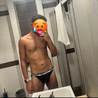 A. (@hugeboy_00) 's Twitter Profile