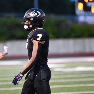 6’1- 190- RB/FS- Roseville Raiders ‘25- cell 651-233-8248 - Football and Track captain- hudl https://t.co/PnDmRCqOUI - Email: minorjavon7@gmail.com