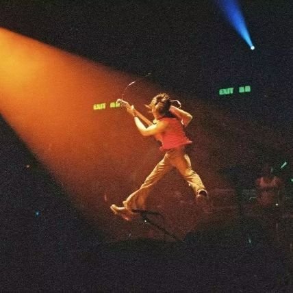 likeb9999's profile picture. 