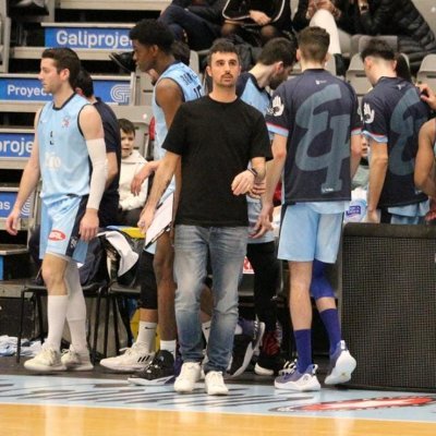Entrenador de baloncesto en Estudiantes Lugo EBA