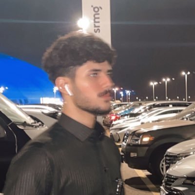 as104050's profile picture. يا كثر الشعُور ويا قِل الحكي
