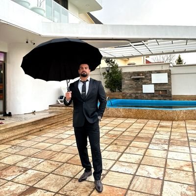 Taharazavi1995's profile picture. Dr Taha Razavi 📝