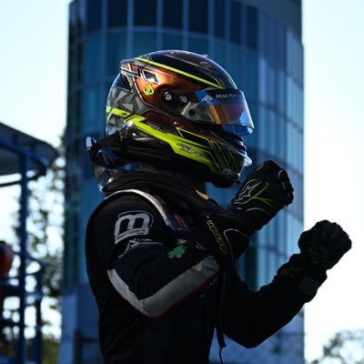 JoshDufek's profile picture. Racing Driver 
🇦🇹🇨🇭🇩🇪🇬🇧