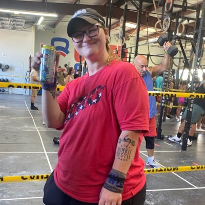 Caiti or Epic_Cuber on YouTube | tiktok @ caitiepic | one day sponsored by GFuel⚡️| Crossfit athlete🏋🏼 | speedcuber🧩| photography📸|graphic designer🖍