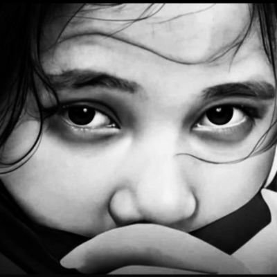 I M a HuMaN BeInG Before AnYtHiNg ElsE