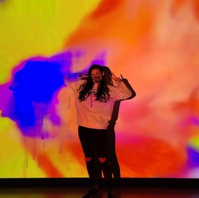 realslimkatieo's profile picture. I'm talking shit again