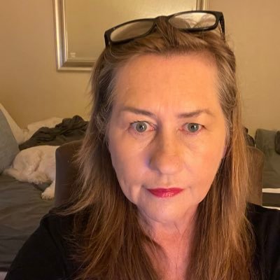 Writer. TV. Film. Kind person. Advocate for those who have/love someone with SUD. Believes in the Golden Rule. Dogs rule.