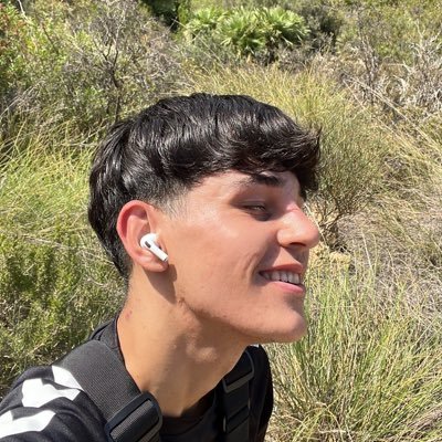 sígueme para no perderte nada 🥵 // Twink 20cm Vers ➡️ https://t.co/xySCasvgcp