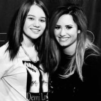 M ✩ (@mckenzieeeraee) 's Twitter Profile