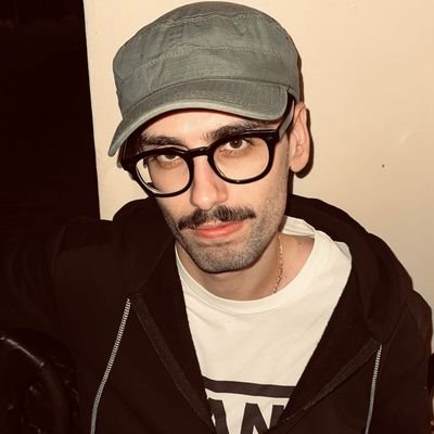 donsonoio's profile picture. the winner is....... 
KEVIN SPACEY