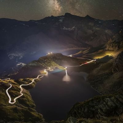 No concibo la vida sin conocer lugares nuevos y sobre todo, sin coronar un puerto o una carretera de montaña...