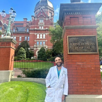 Neurocritical Care Fellow @hopkinsmedicine @hopkinsnccu I Neurology | Neuroendovascular therapy | Neutrophils | Thromboinflammation | Neuroimmunology 🐶