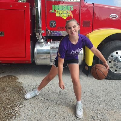 Class of 2030 |12 yo | 5'8,  guard/forward | Northwestern School Corporation | AAU Team: @WVThunderMiller | Train with @M14hoopsindy | IG: journie_2030