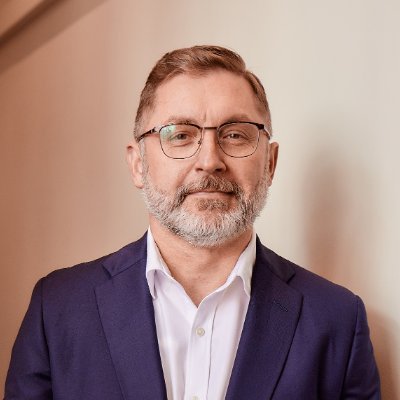 Financial economist with eclectic interests: finance, governance, risk, geoeconomics, IR, history, religion, sports • @DrewWalkCo • NED/ trustee • Views my own
