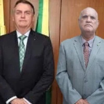 pastor,conservador, jornalista,suplente dep. estadual,pós graduado ciências políticas,a favor da vida e família,defensor da segurança,contra as drogas