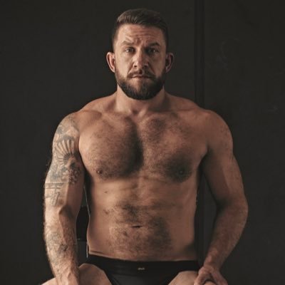 Hayden Hunter 😈 | 18+ NSFW Content 5’11” 220lbs | Growing Muscle | Subscribe below ⤵️ |