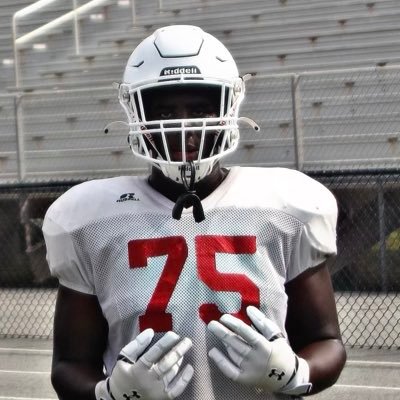 C/O 25 || 6,3 275|| OL|| LCHS ||3.4GPA|| Moldenkjace@gmail.com