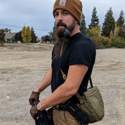 Tetsuo1667's profile picture. it's me. gin and dark beers. games. plant science.