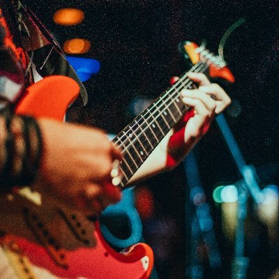 Passionate guitarist sharing insights 🎸 | Exploring guitar techniques and music theory 🎶 | Let's discuss all things guitar and create musical magic! 🤘🎵