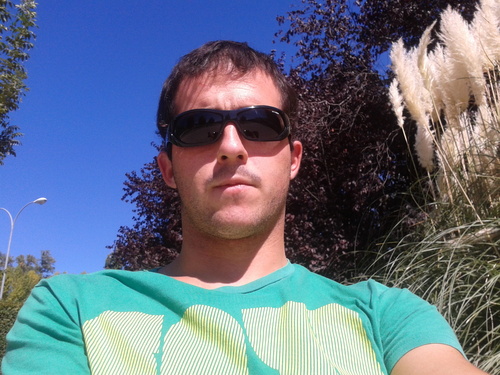 carlosuli13's profile picture. 