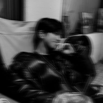 Hi,
✨Multi stan(more to ahgase💚,doebi🍞, pills 🐺❤️)
✨Love doing arts🎨