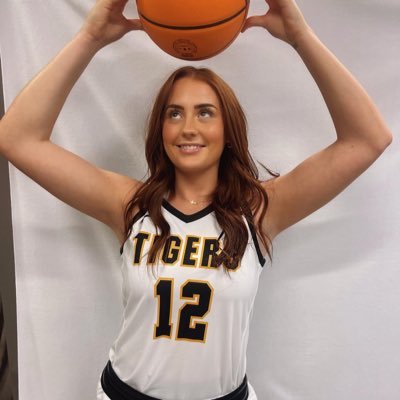 ballin- ghs 23’ -6’0 SG- fhsu wbb🐯