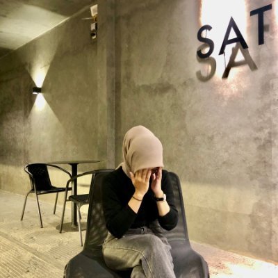 mellisarranii's profile picture. who are u?