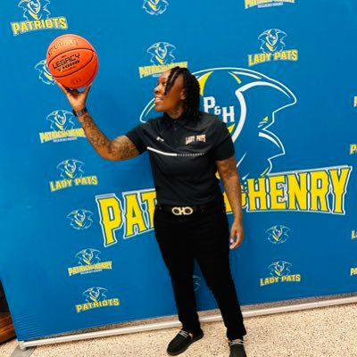 God 1st: Proverbs 3:5; JUCO PRODUCT!!! Harcum College Alumi; Women’s Assistant Basketball Coach @ Patrick & Henry Community College 🏀