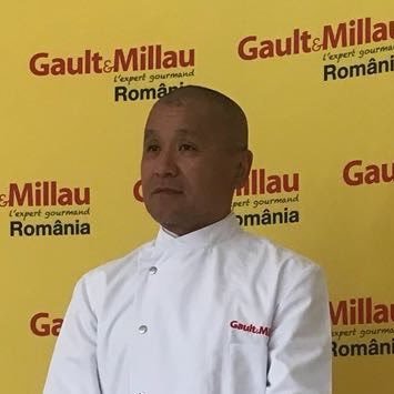 ルーマニア在住21年。日本レストラングループCEO。農林水産省「日本食普及の親善大使」、ルーマニアにおける寿司店、寿司デリバリー、回転寿司店などの元祖。筋トレは自宅ジム。個人投資家、Crypto holder、不動産。千葉県市川市出身。相互フォローしましょう。