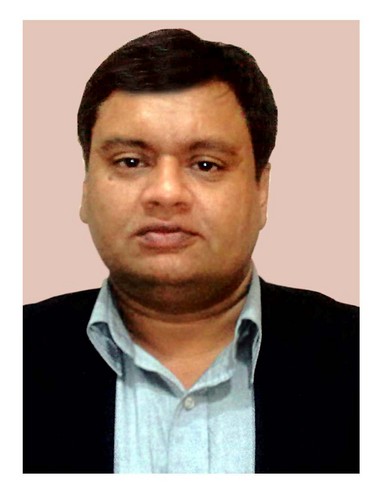 U.P. Singh a B.Tech graduate from IIT Delhi is working as a Director in Narayana Group. Currently incharge of Dwarka Delhi & Bihar is a renowned Physics faculty