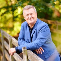 Aled Jones(@realaled) 's Twitter Profile Photo