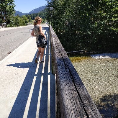 AdviceJana's profile picture. 