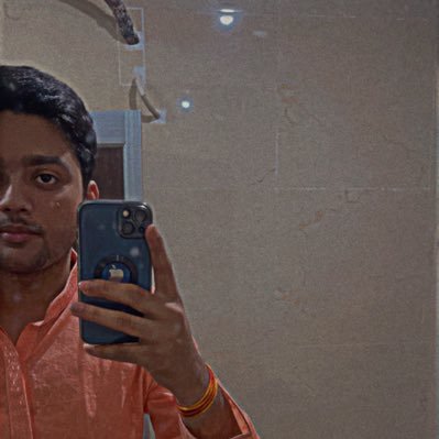 DivyanshP18386's profile picture. 