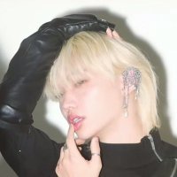 . (@fluffyfelixie) 's Twitter Profile