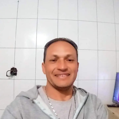 iclebericl61072's profile picture. 