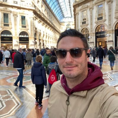 Stokie-Maltese 🇲🇹 turned Sydneysider;via London for over a decade. I’m into anything Indie; Music & Art, Milanista ⚽️🇮🇹 🌹