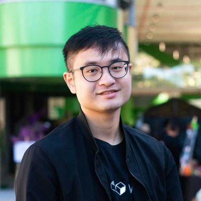 YangZheheng's profile picture. design