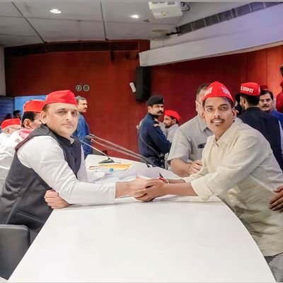 प्रदेश सचिव समाजवादी छात्र-सभा (उत्तर प्रदेश)
पूर्व छात्र-नेता:- डॉ० भीमराव अम्बेडकर विश्वविद्यालय आगरा(उत्तर प्रदेश)