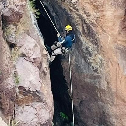 asesor de bienes y raíces, bombero voluntario. Rescate vertical S.L.P.